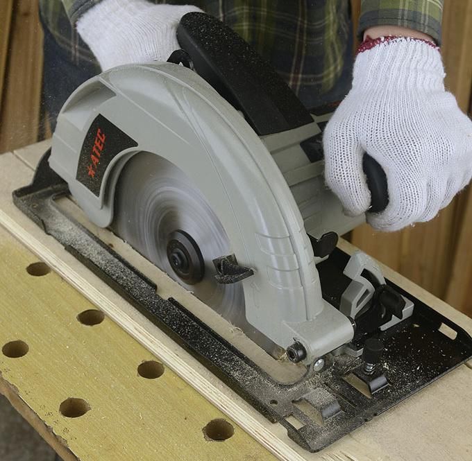 235mm 2700W Circular Saw for South America Level Low (CA9235)