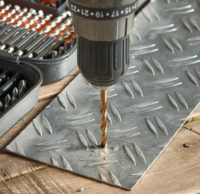 Drilling and Driving Bit Set