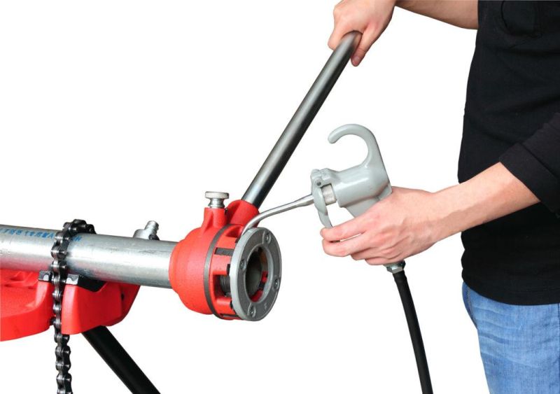 High Quality 12r Handheld Manual Ratchet 1/2" - 2", Pipe Threader Threading Machine Fits Ridgid Dies